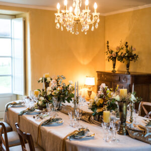 Corrina Tough Photography Chateau Cambayrac, Autumn Wedding table with Chandelier and candles